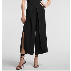 Cropped Split Leg Pant